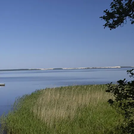 Lisia Gora Nad Jeziorem Lebsko Daire Izbica (Pomerania)