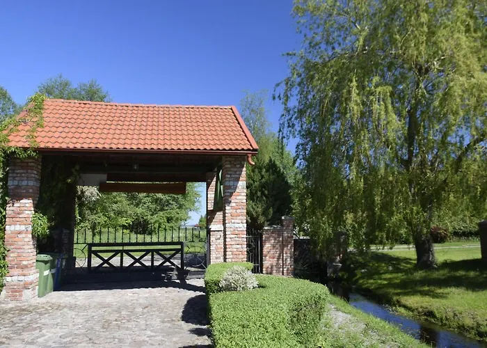 Lisia Gora Nad Jeziorem Lebsko Апартаменты *