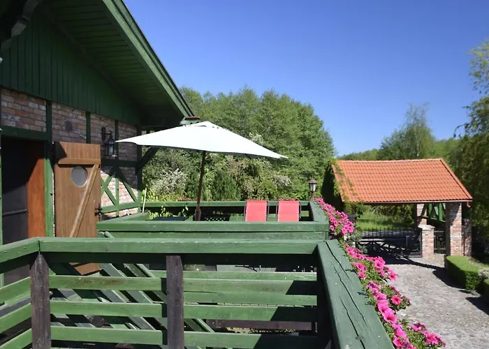 Апартаменты Lisia Gora Nad Jeziorem Lebsko *